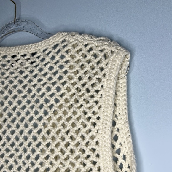 Hand Crocheted Open Front Pocket Vest Knitiva Size M - Picture 5 of 9